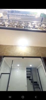 nhà thuê nguyên căn 1 trệt 2 lầu 2pn 3wc nhà mới ở liền