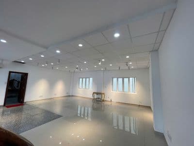 Cần cho thuê nguyên căn hẻm 12 Trần Thiện Chánh. DT: 5 x 20m, 3 lầu.
