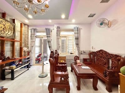 HXH Phạm Văn Chiêu, 70 m2, ngang 5m, nhà 2 tầng mới, nhính 6 đồng.
