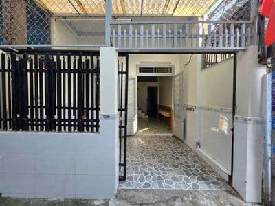 Nhà cấp 4 gác đúc kdc gần BigC Go vào 500m, phường Đông Hòa, TP Dĩ An