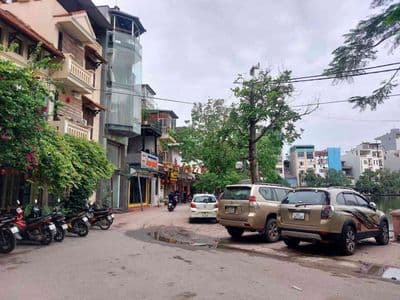 Nhà 5 tầng Ba Đình, ngõ thông, gần Lăng Bác