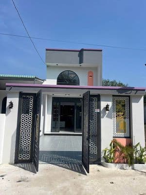Nhà gác lửng xây mới gần chợ Chánh Lưu, Bình Dương