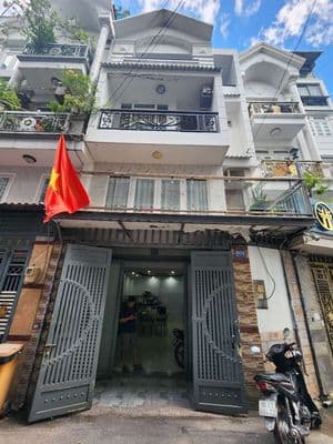 Bán nhà 5,5 x 9, trệt lững 2 lầu, p8, Quang trung