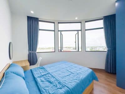 Căn hộ 2 phòng ngủ mới tinh với view sông ngay trục nguyễn thị sáu