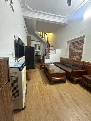 Bán nhà 5.95 tỷ Thanh Lân, Vĩnh Hưng, An ninh tốt