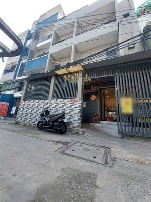 Bán CHDV hẻm xe hơi đậu ngay cửa, Tám Danh P4 Quận 8