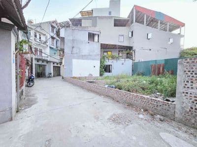 Bán nhà 56m2 mặt phố, 10 tỷ, gần Nguyễn Văn Linh, Cầu Thanh Trì