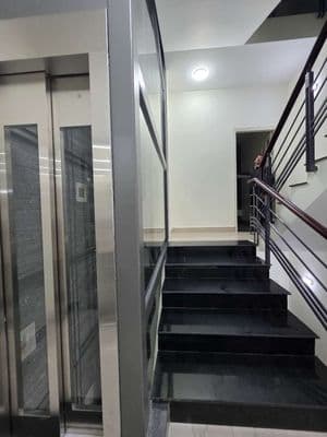 GIÁ BAO ĐẦU TƯ - HẺM NHỰA 8M - 120M2 NỞ HẬU - 4 TẦNG ĐÚC CÓ THANG MÁY