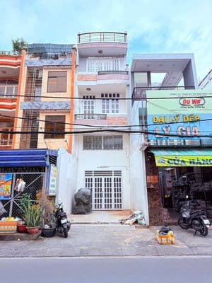 MTKD Trịnh Đình Trọng, ngay gần Âu Cơ, dt 4,2x21, 5 tầng giá 12 tỷ 9
