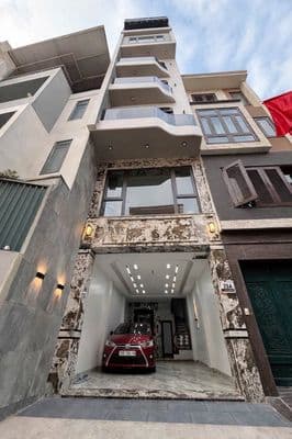 Bán nhà mặt tiền kinh doanh đối diện cầu Vĩnh Tuy, hơn 16 tỷ