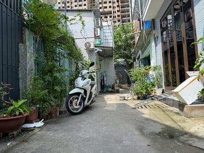 NHÀ 2 TẦNG - HẺM THOÁNG - 5 TỶ (NÓI CHUYỆN VỚI CHỦ)