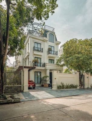 Biệt thự Pháp Vân - Trần Thủ Độ, 300m², có bể bơi riêng