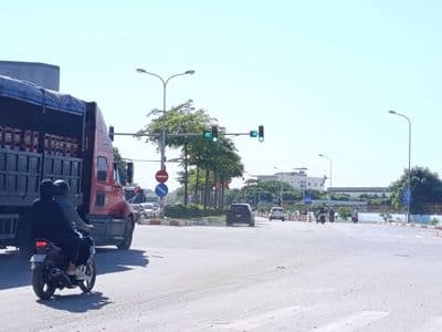 Bán nhà Đại Mạch, ô tô đỗ cửa, gần sông Hồng
