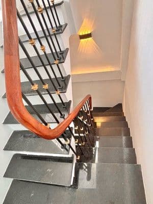 Bán nhà Lò Đúc 35m2, 5 tầng, MT 4m, 8.6 tỷ, full nội thất