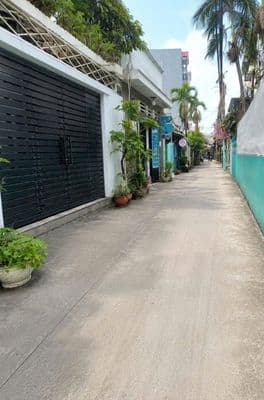 Nhà bán gần Cầu Vượt Tân Thới Hiệp 4x20 trệt 2 lầu hẻm thông
