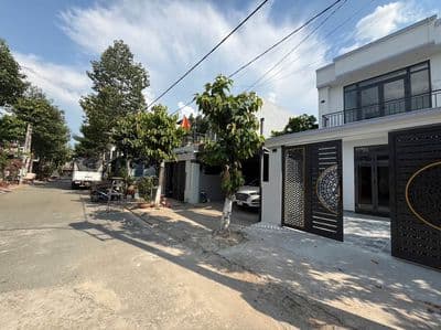 Nhà lầu Bến Cát, Bình Dương, 4PN, 2.18 tỷ