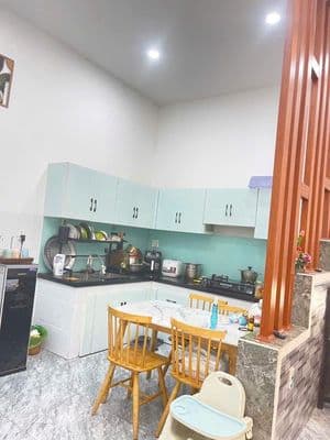 Bán nhà 5x21 full thổ cư khu phố 4 Tân định, Tặng nội thất