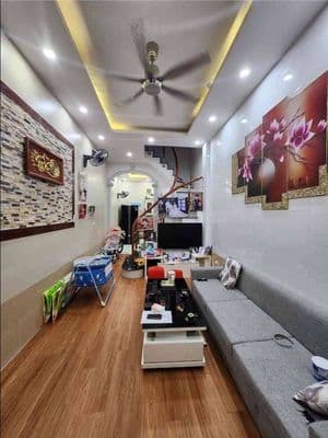 Bán nhà Ngã Tư Sở, 33m, 4 tầng, 7 tỷ