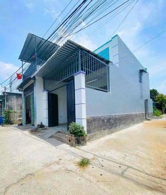 Căn góc 2 mặt tiền đường ô tô ở Cần Giuộc, sổ hoàn công