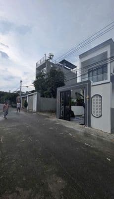 Nhà 100m2 thổ cư Hòa Lợi, 3PN, gần chợ, 2.4 tỷ