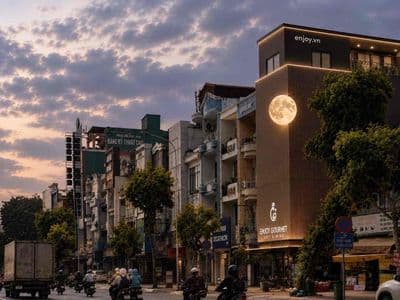Chính chủ bán toà nhà góc 2 mặt tiền Cộng Hoà, P12, Q Tân Bình