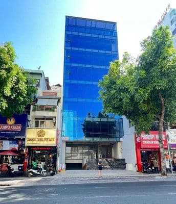 CHO THUÊ TÒA NHÀ VĂN PHÒNG MẶT TIỀN BẠCH ĐẰNG, ĐẸP NHẤT TRỤC SÂN BAY