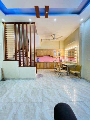 TT Ba Đình, ngõ thông, 3 gác tránh nhau, dân xây, full đồ ở luôn