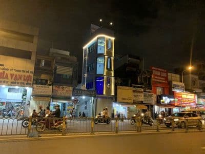 Cho thuê nhà 16tr căn góc 2 mặt tiền đường Lý Thái Tổ
