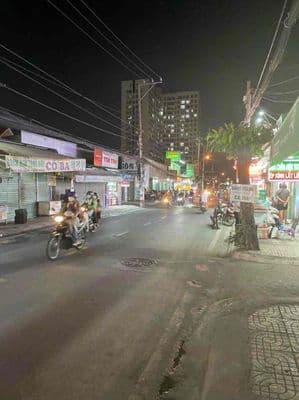 BÁN MẶT TIỀN LÊ VĂN LƯƠNG ,DT: 5x32 , KDC sầm uất , đang cho thuê 35T
