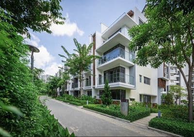 Nhà 1 trệt 4 lầu, hầm riêng Celadon City. Trả chậm không tính lãi