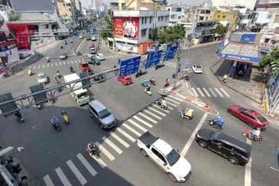 98m2! Ngay ngã tư Phú Nhuận! Bán nhà sát Mặt tiền Hoàng Văn Thụ, P15.