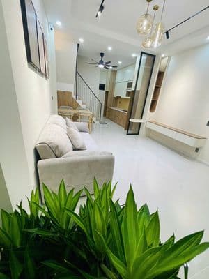 BÁN GẤP NHÀ ĐẸP 2 TẦNG GẦN PHẠM VĂN ĐỒNG HẺM XE TẢI LINH ĐÔNG THỦ ĐỨC