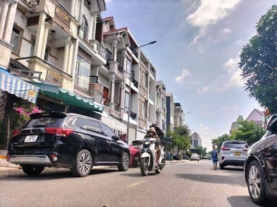 loaloa cứu chủ khách ơi giảm sốc 560t từ 3,76ty còn 3,2ty nhanh ạ