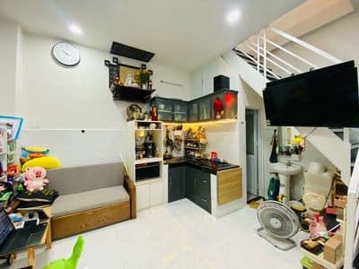 Bán nhà 3 tầng ở p3 - 20m² - nhỉnh 2 tỷ