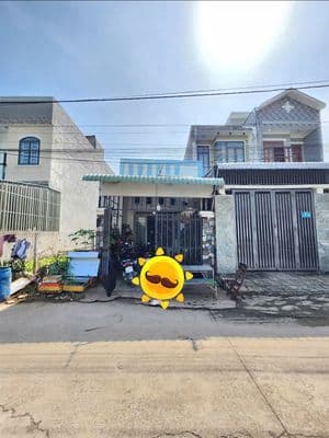 Bán nhà cấp 4 gác lửng hoàn công giá Rẻ gần chợ Tân Bình - Dĩ An