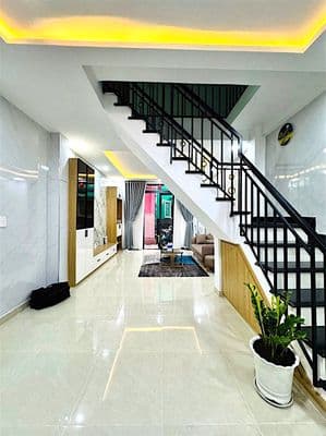 TRẦN QUỐC THẢO QUẬN 3–GÓC KỲ ĐỒNG–42M2–NHÀ MỚI 2 TẦNG-SÁT MT–CHỈ 6 TỶ3