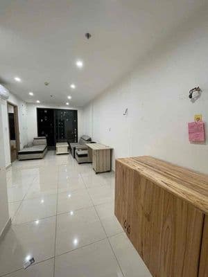 Cho thuê căn hộ 2PN2WC 6 triệu Nội thất như hình Vinhomes Grand Park