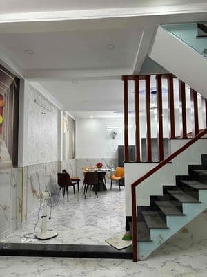 Bán nhà kế bên Emart Phan Huy Ích