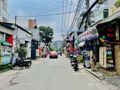 SIÊU VỊ TRÍ_NHÀ CẤP 4 MTKD ĐƯỜNG 12_NGANG 4,3M VUÔNG ĐẸP_GẦN GA METRO