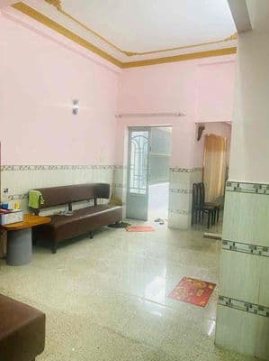 Nhà cuối đường thống nhất. trệt lầu 4pn. đường xe hơi