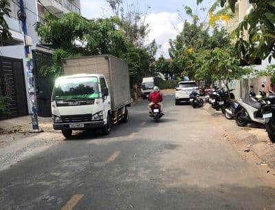 Nhà mặt tiền đường số 17b, phường bhh diện tích 5x21 đúc 1 trệt 3 lầu