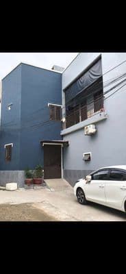 nhà kiệt ô tô
