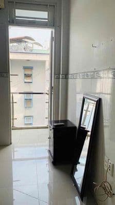 cho thuê phòng nguyên tầng lầu ở khu bảy hiền tân bình / giờ tự dơ