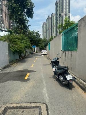 Chính chủ nhà gần uỷ ban thạnh mỹ lợi quận 2 100m2 1 trệt 1 lửng 8tr