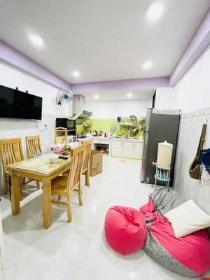 NHÀ NGON - MỚI - 36m2 - 5 TẦNG SÂN THƯỢNG - HẺM 4M - GẦN CHỢ BÀ CHIỂ