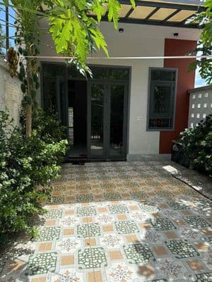 NHÀ ĐẸP VÀO Ở NGAY – VỊ TRÍ ĐẮC ĐỊA nằm sau KCN PHƯỚC ĐÔNG , TÂY NINH