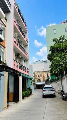 Nhà 5 Tầng - Kế Nguyễn Giản Thanh - Hẻm Xe Hơi - 63M2 - Giá TL