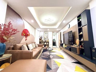 Bán nhà phố Tây Sơn, ngõ thông , 30m ra phố, trước nhà thoáng, 45m2*5T