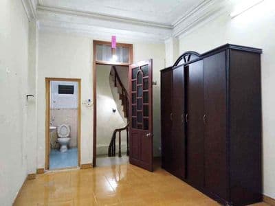 Cho Thuê 55m2 02 ngủ tại phố Tạ Quang Bửu 5.5 triệu
