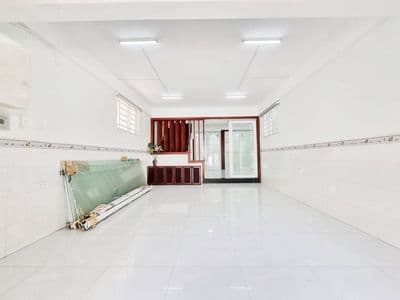 Cho thuê biệt thự 230m2 2L4PN gần Phạm Văn Đồng, Kha Vạn Cân